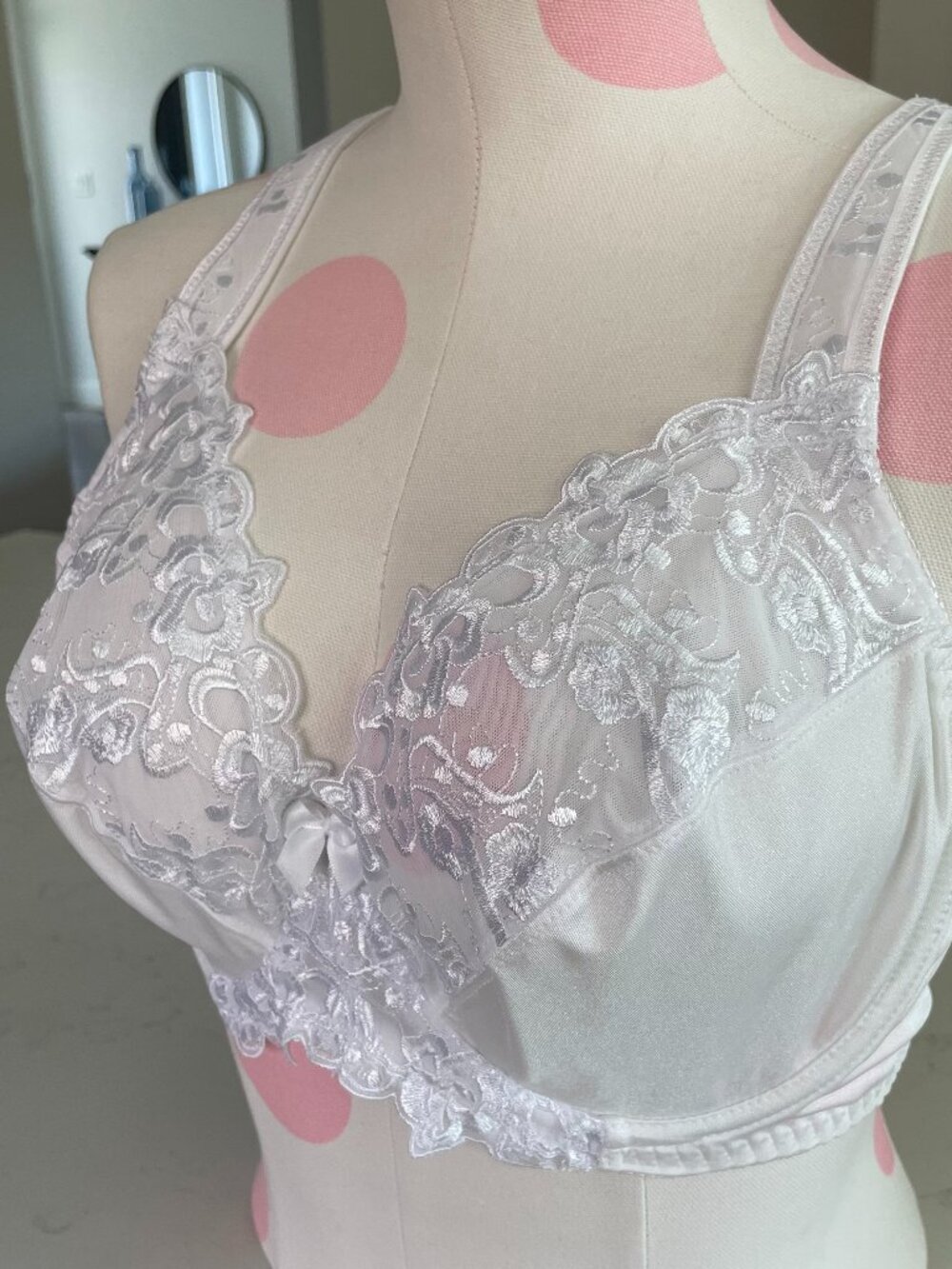 Telimussto Full Coverage Underwire Back Close Breathable Lace Bra White Sz 40C